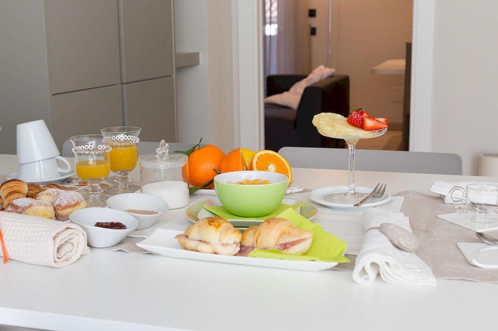 Emilia Suite โมดินา ภายนอก รูปภาพ